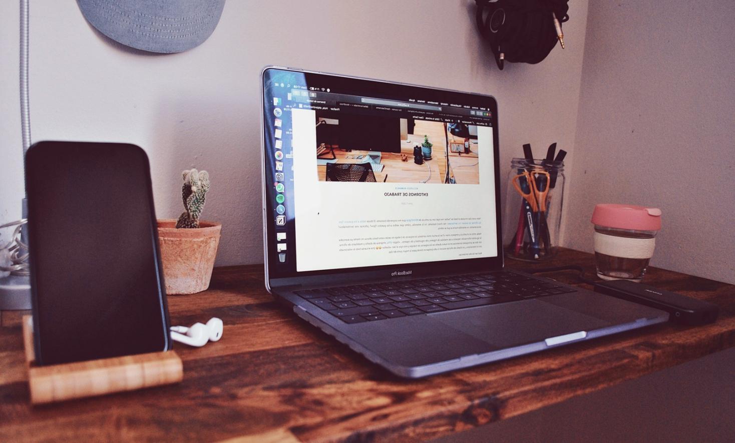 Detaillierte Analyse von On-Page-Elementen während einer Masterclass-Session